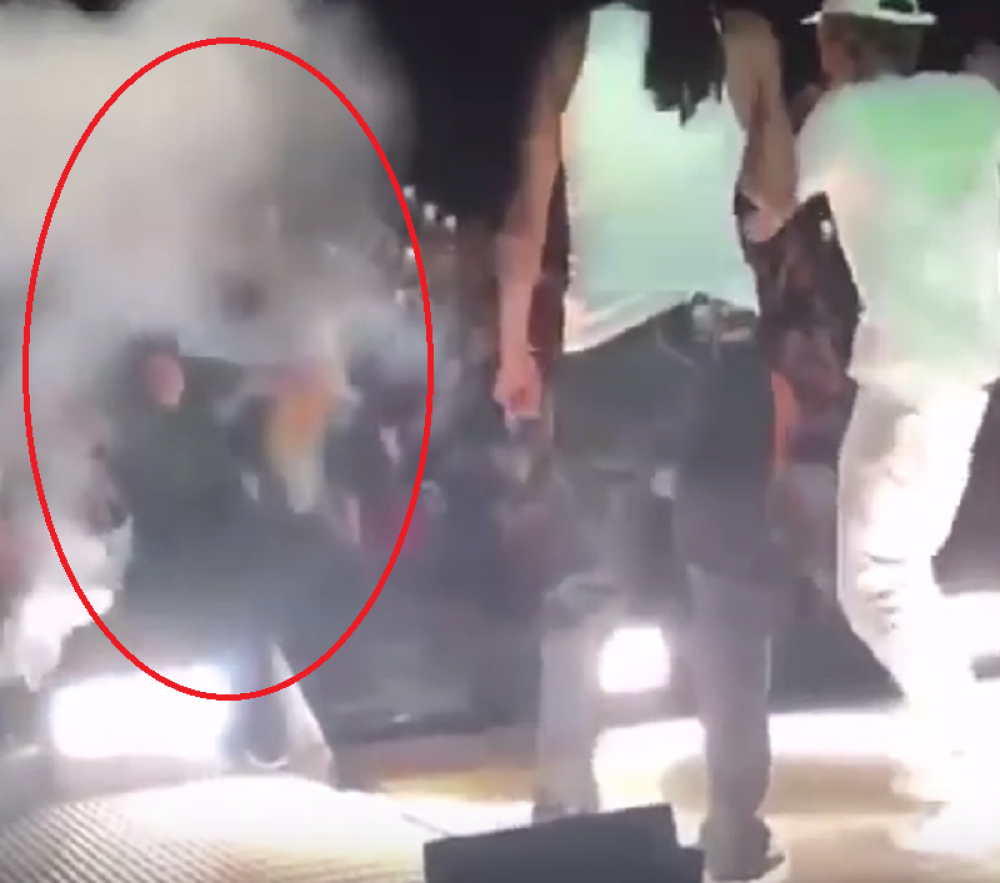 Pala ograda na koncertu Snup Doga, ima povređenih! (VIDEO)