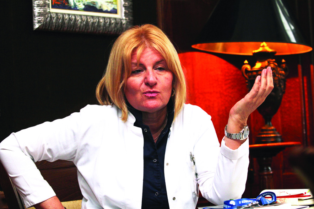 Smenjena direktorka Narodnog fronta!