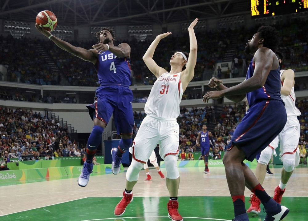 Ameri razneli Kineze!