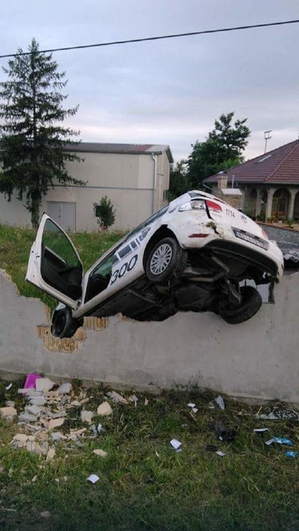 Uhapšeni otmičari taksistkinje!