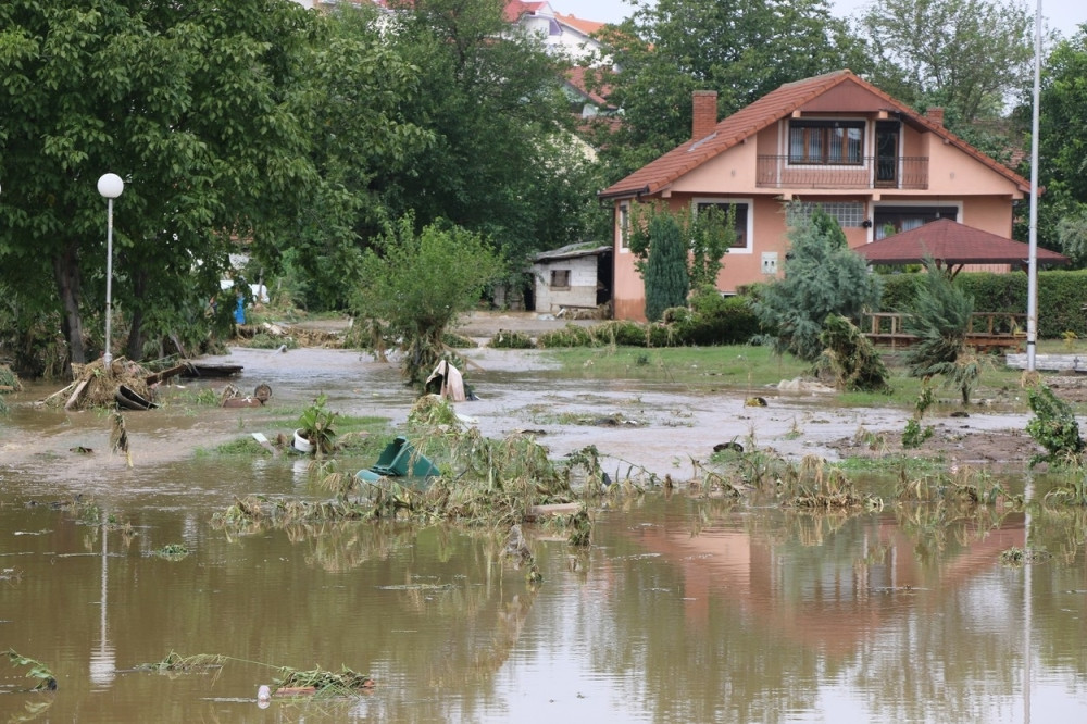 Makedoncima šaljemo pumpe da saniraju posledice poplava