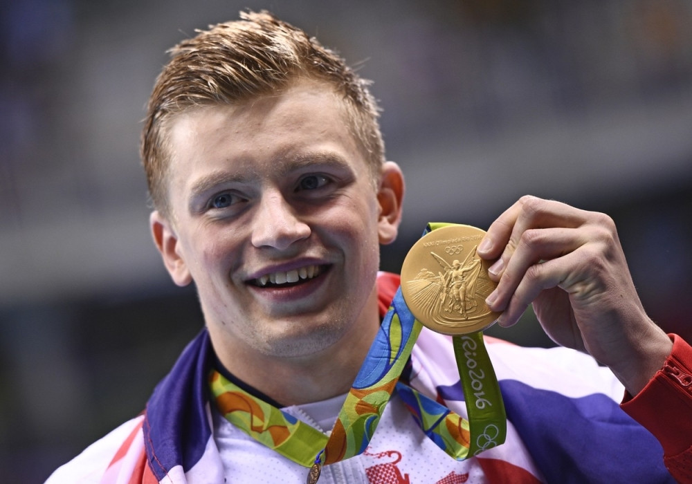 Svetskim rekordom do zlata na 100 metara prsno