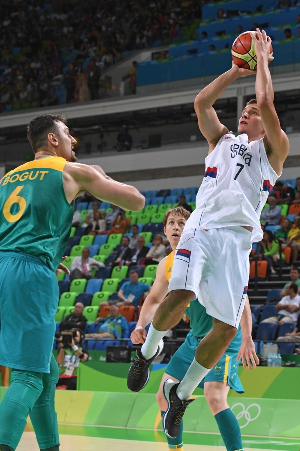 Trojka Bogdanovića sa preko celog terena (VIDEO)