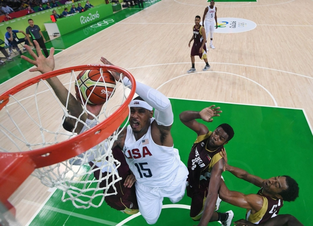 Ameri sa pola gasa razbili Venecuelu