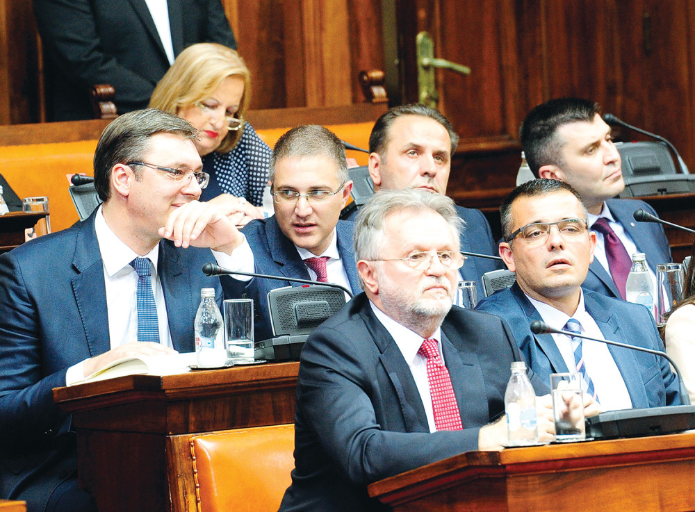 Vučićevi ministri rođeni pod srećnom zvezdom!