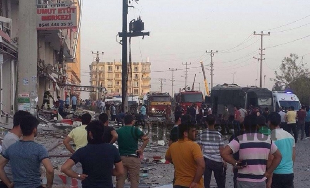 Eksplozija ispred bolnice, osmoro mrtvih (FOTO)