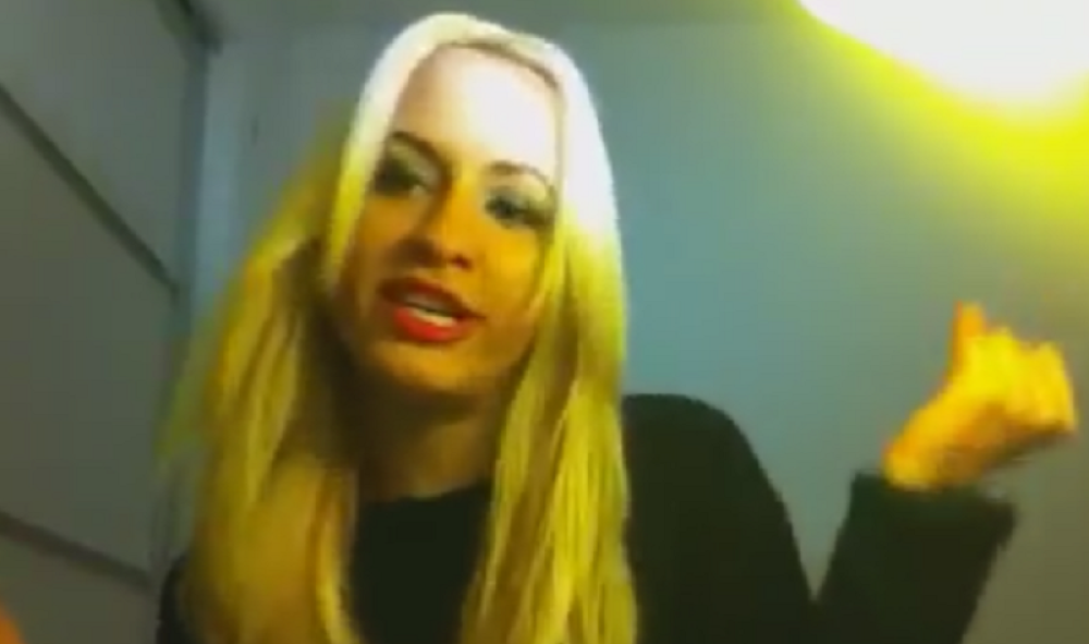 Brazilka obradila Cecin "Autogram" (VIDEO)