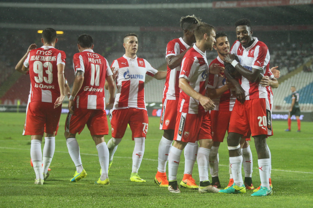 Pod noge Zvezdi, pali su "zmajevi"