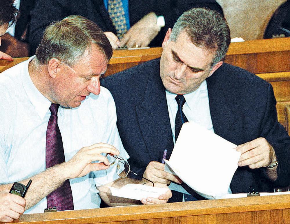 Toma diplomirao na radikalima!