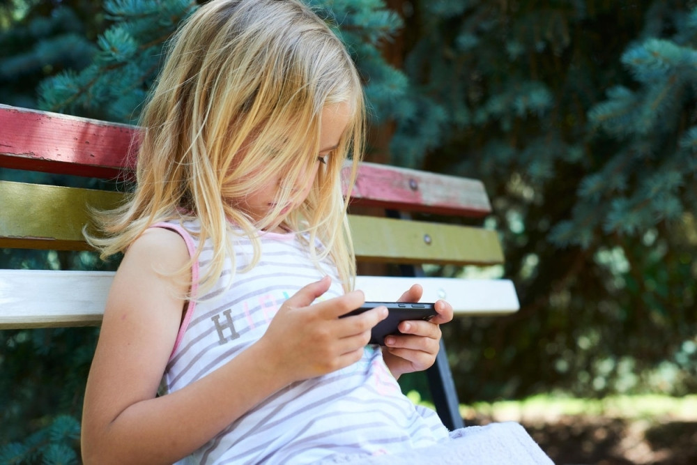 Deca sve depresivnija zbog mobilnih telefona