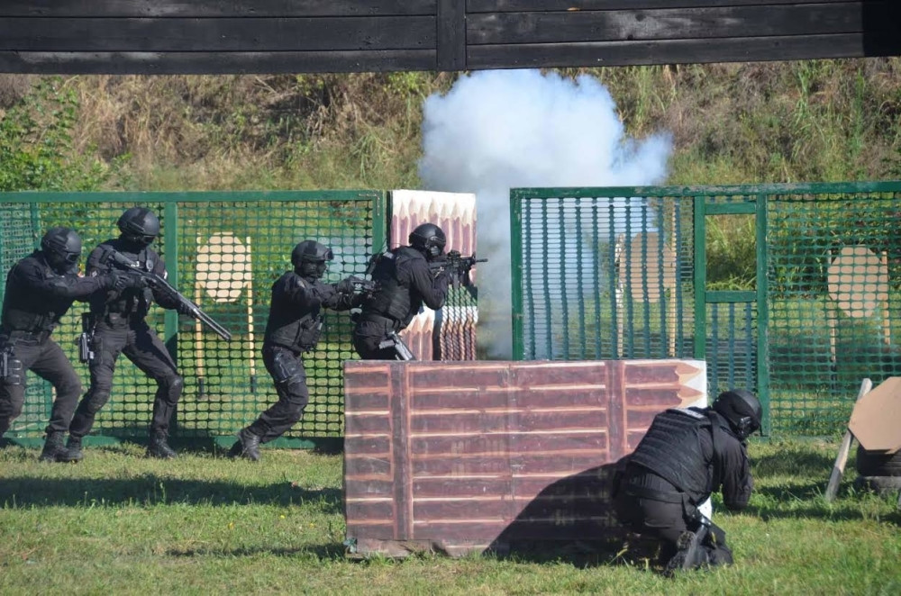 Putinovi specijalci obučavaju SAJ!