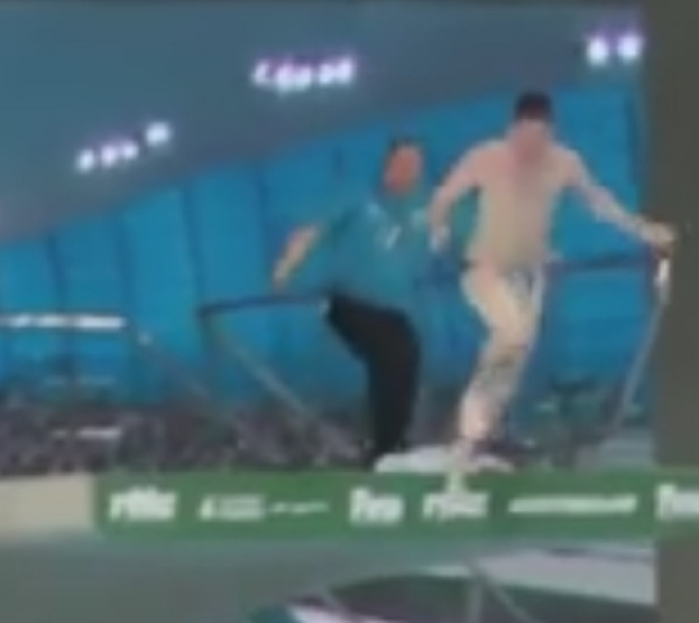 Pogledajte šta je uradio manijak na Olimpijskim igrama (VIDEO)