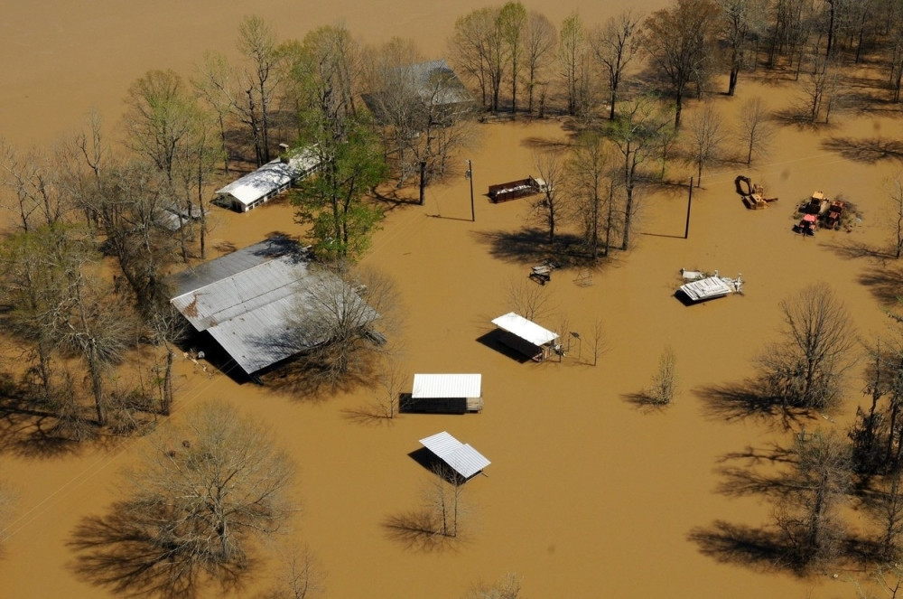 Spaseno najmanje 7.000 ljudi