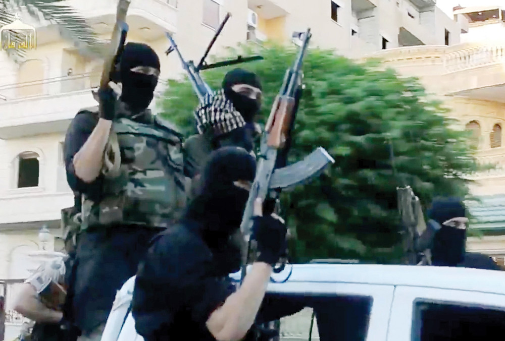 Specijalne jedinice reagovale munjevito! Došlo je do žestoke akcije! Objavljen video snimak od kojeg zastaje knedla u grlu! (VIDEO)