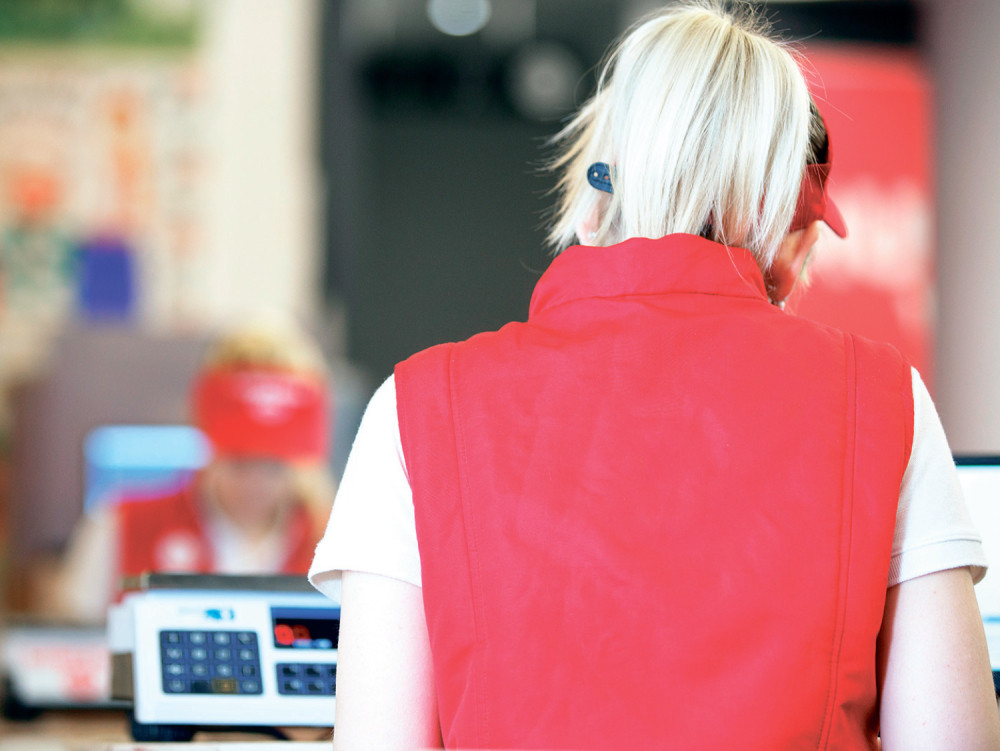 Radnicima oduzimaju mobilne?!