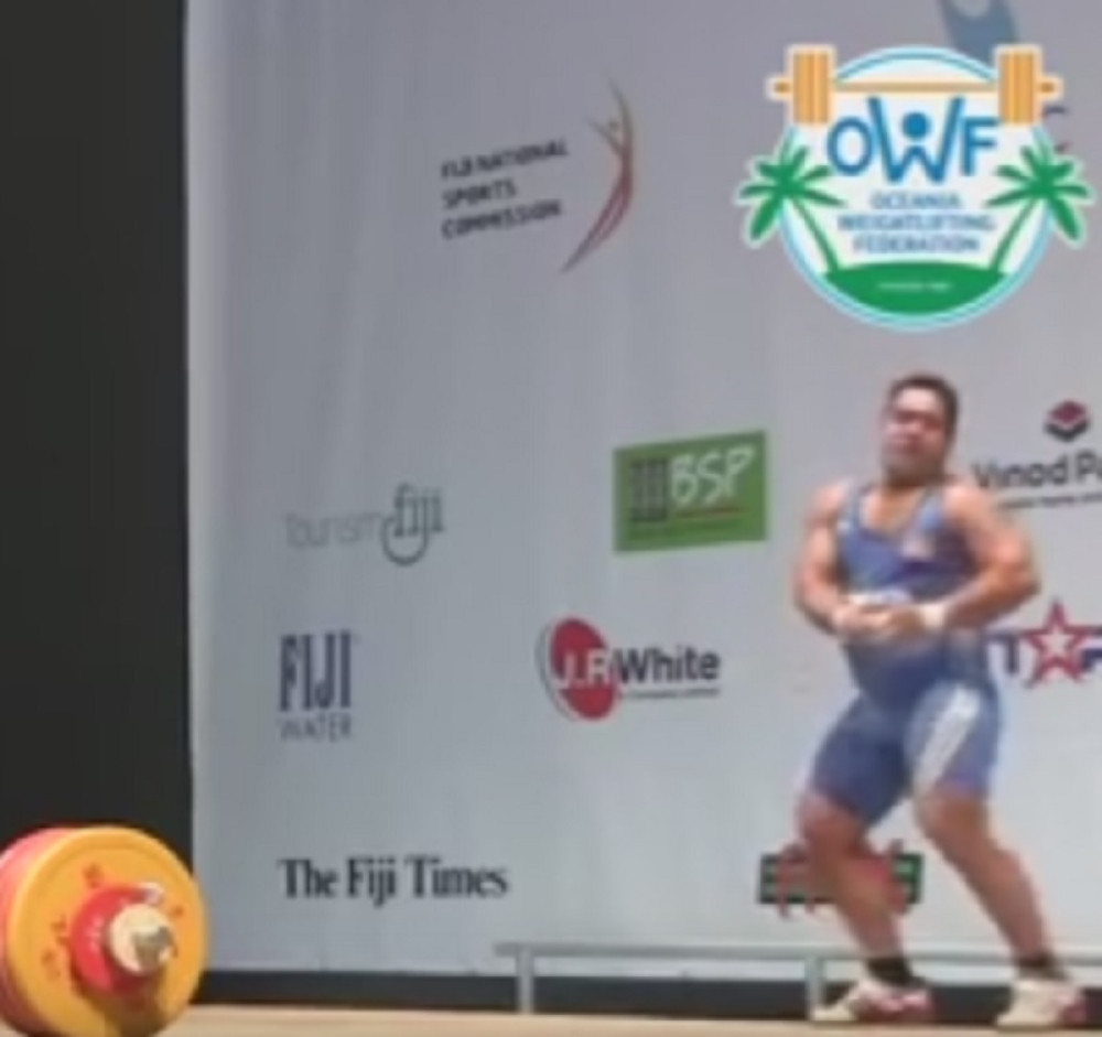 Dizač tegova plesom poslao poruku svetu (VIDEO)