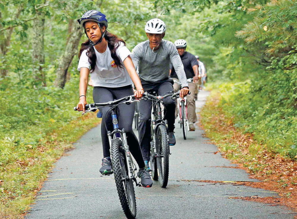 Obama izlazi svako veče!