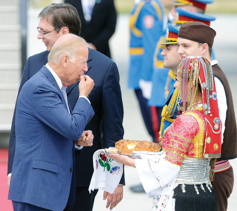 Zakasnio si, Bajdene, 17 godina!