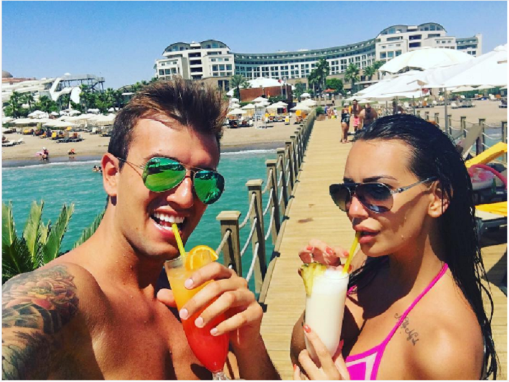 Kaća i Buha se baškare u Turskoj (FOTO)