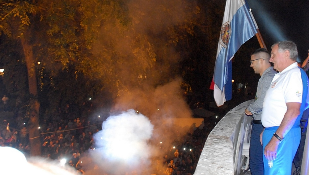 Štefanek: Nisam jedini, Kalinić donosi još jednu (FOTO GALERIJA)