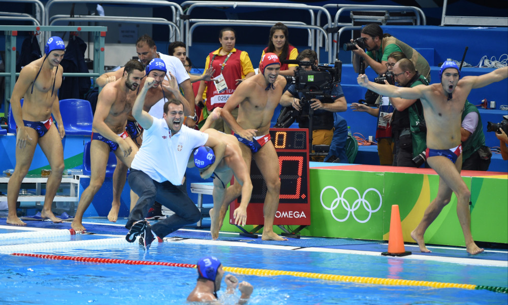 "Uzeli smo sve, uzeli smo sveeeeee..."