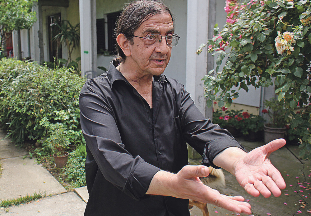 Jelenin svekar pljuje Sašu Popovića