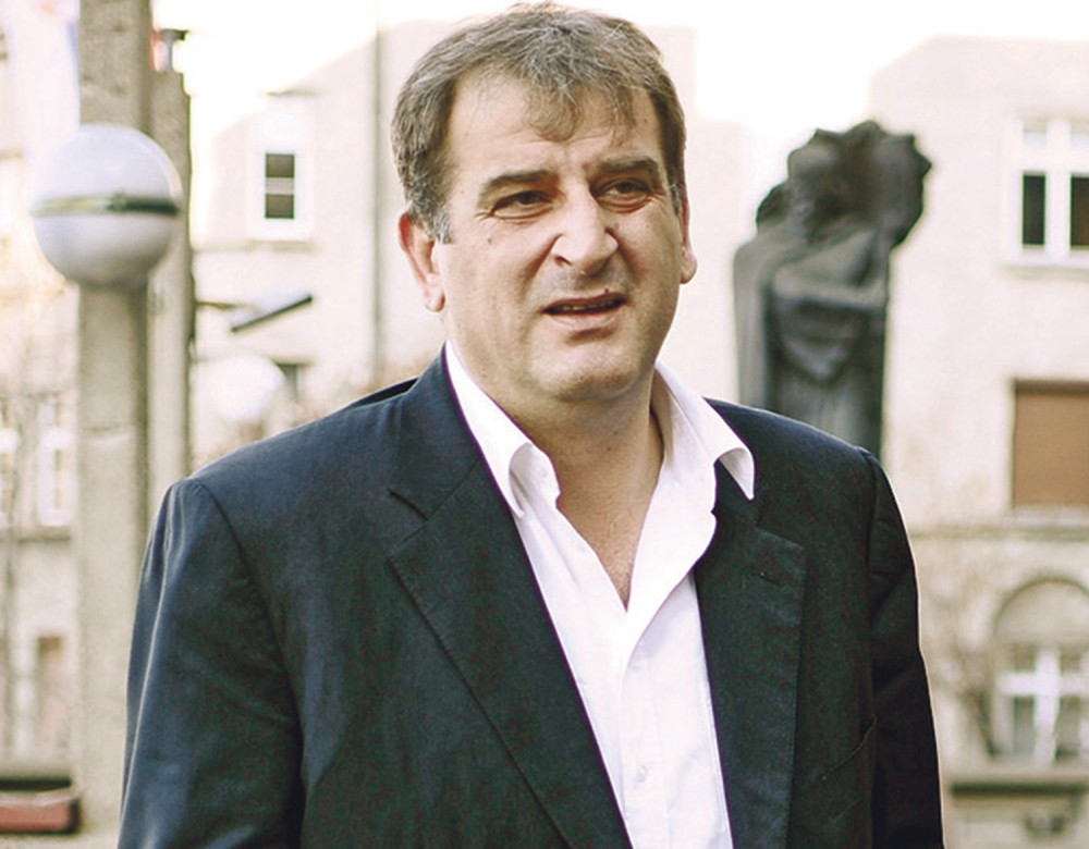 Čume optužuje ženu da ga je smestila u zatvor!