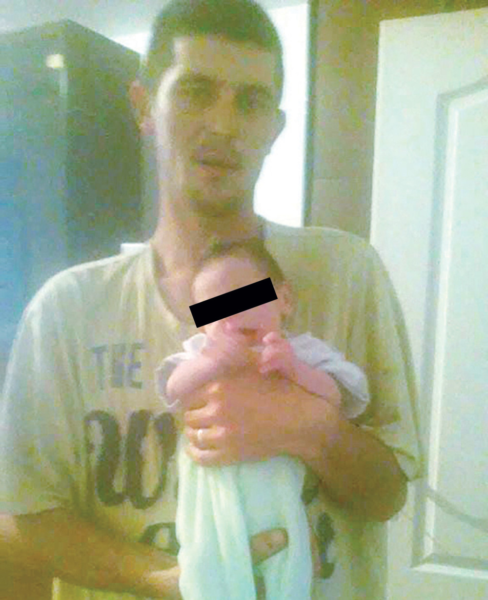 Zaklao bebu, pa joj strgao zlatnu narukvicu!