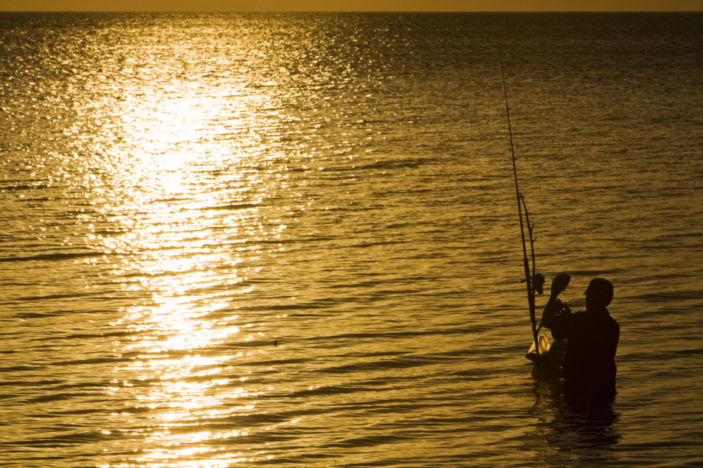 Pecao ribu, upecao nudistu za ja..
