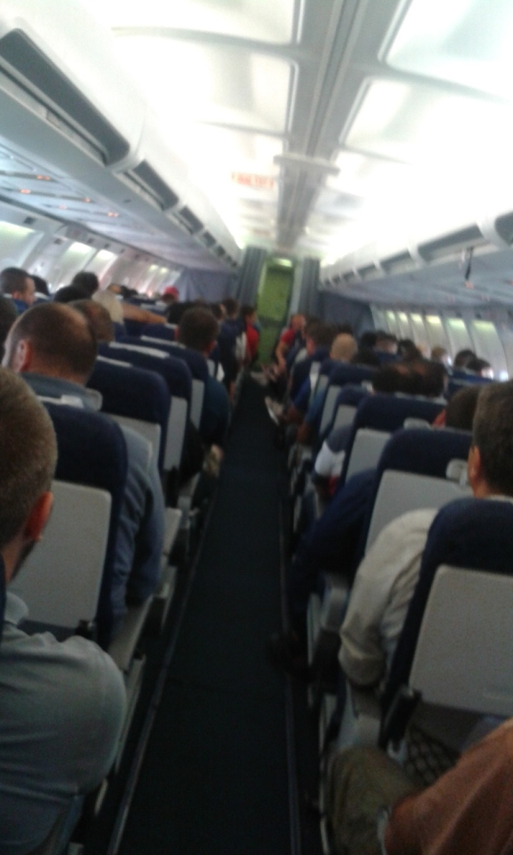 Kako da ne zakačite grip u avionu