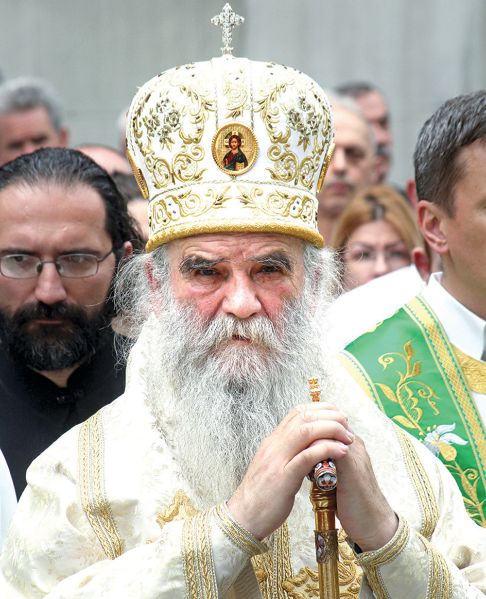 Amfilohije: Milo nek se prvo KRSTI pa onda nek PRIČA O CRKVI!