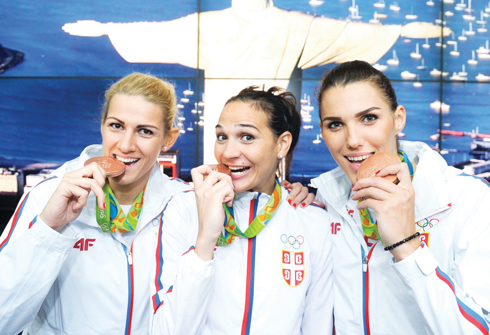 Nismo najbolje drugarice, ali kidamo!