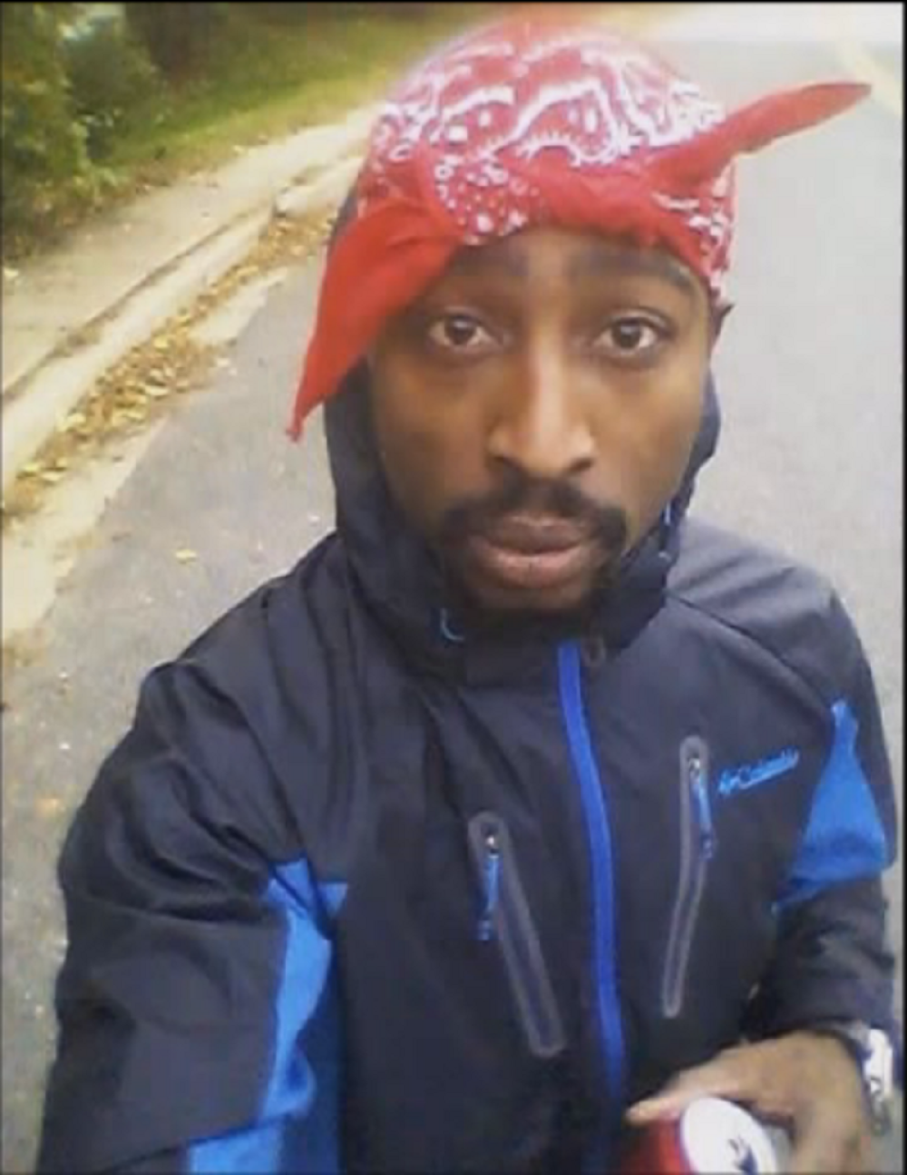 Tupak Šakur je živ, a ova fotka to i dokazuje!