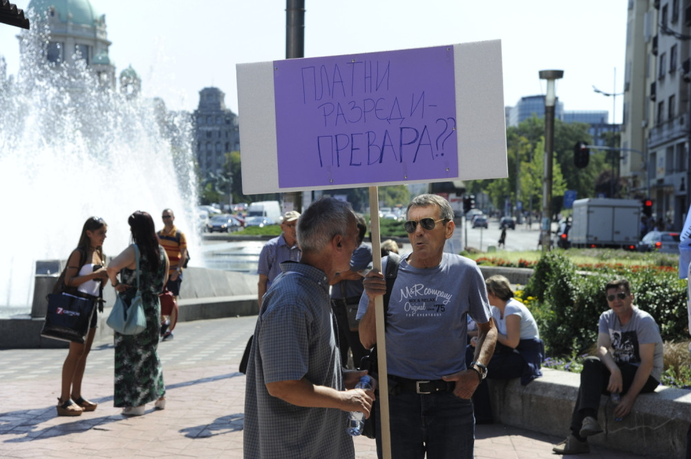 Prosvetari danas štrajkovali