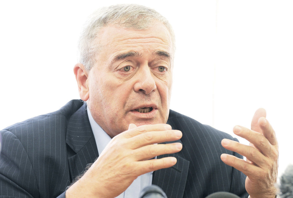 Umro čuveni beogradski advokat!