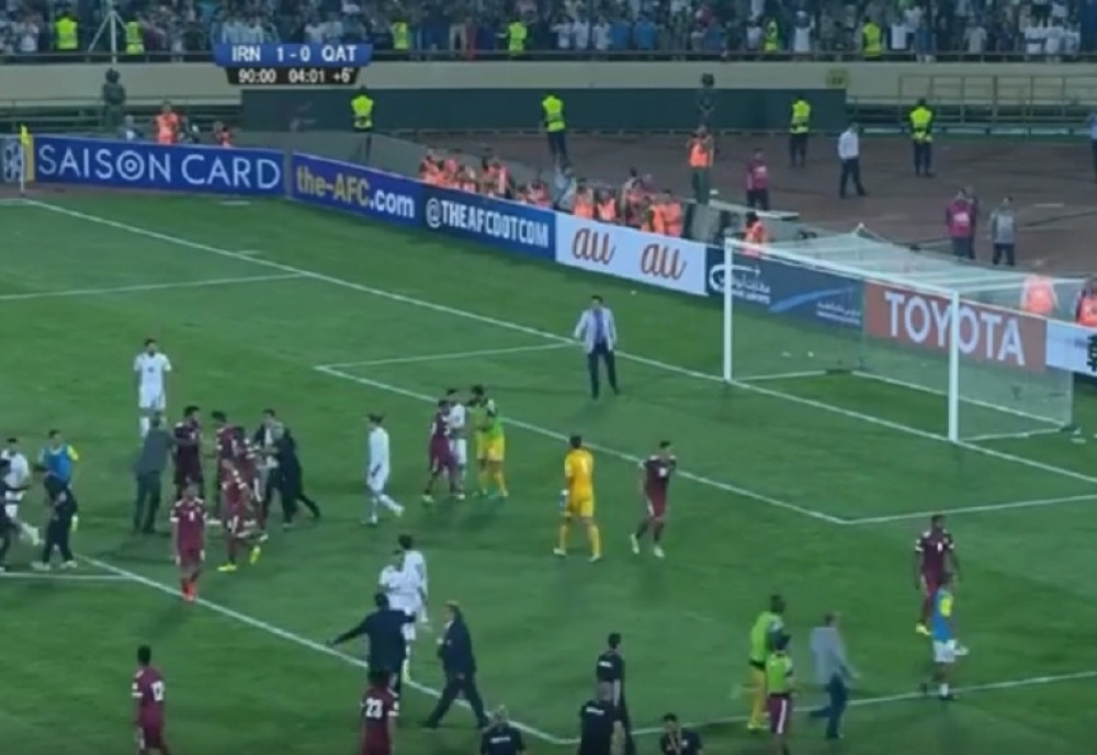 Cika, vriska, pobeda i tuča na kraju meča (VIDEO)