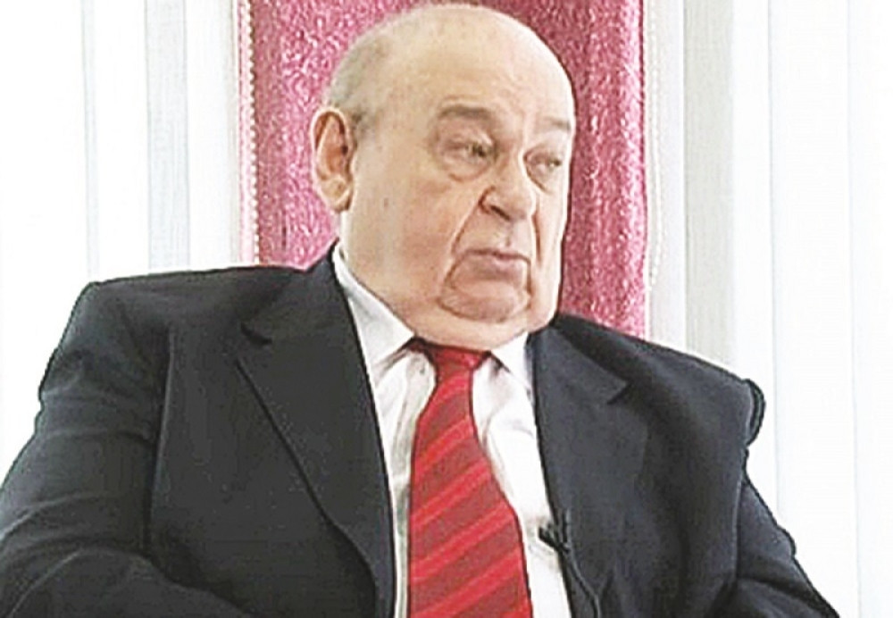 Mikelić: Hrvati od Srba prave janjičare!