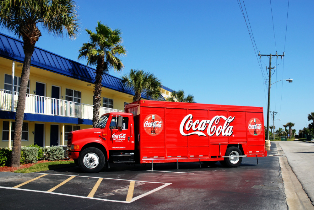 Ameriku potresa novi skandal, najveća tajna istraga ugledala svetlost dana: Ovaj snimak je srušio Koka-kolu! (UZNEMIRUJUĆI VIDEO)