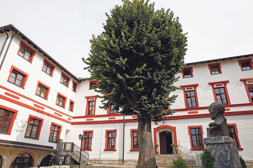 Prizren ponovo priča srpski!