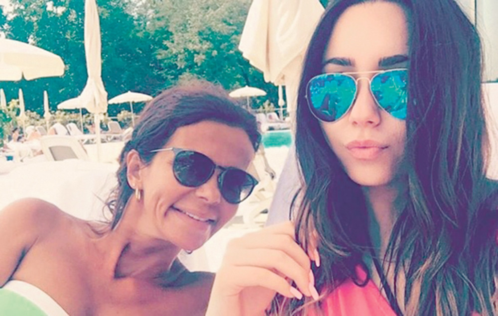 Jelena uživa u društvu mezimice