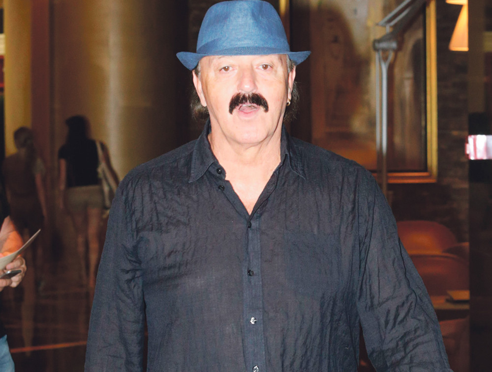 Harisova fotka iz mladosti zapalila Instagram!