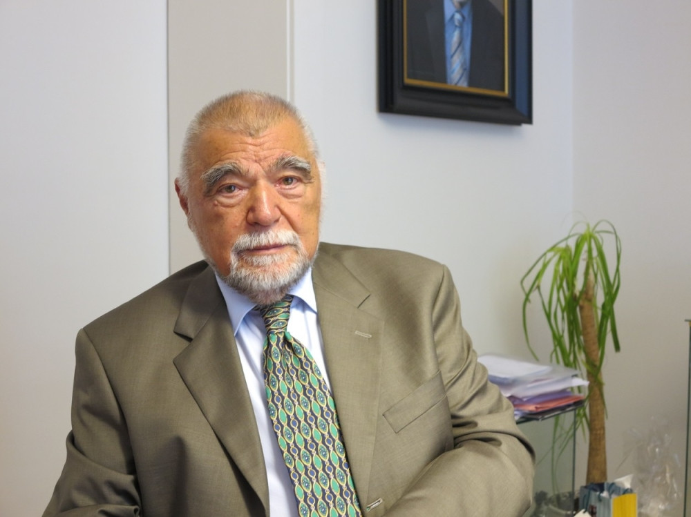 Nadam se skorom oslobađanju mog prijatelja