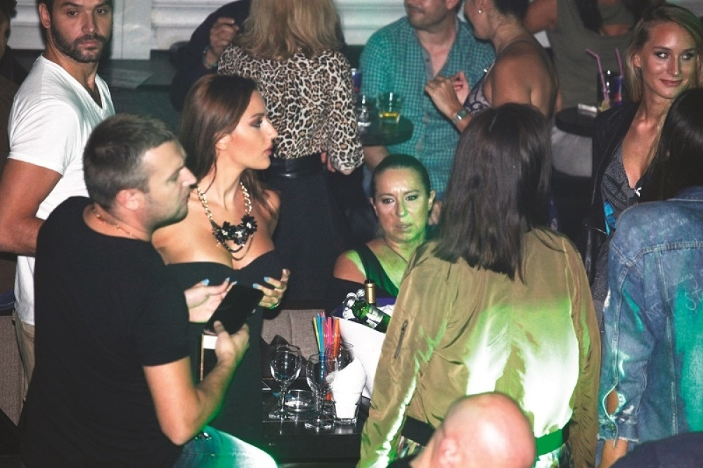 Svekrva došla na Prijin nastup (FOTO)