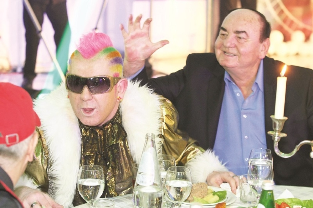 Di-džej Krmak ima tri diplome!