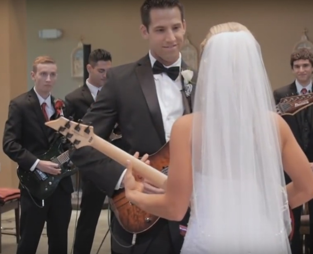 Da li je ovo najromantičnije venčanje ikada? (VIDEO)