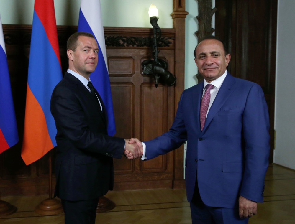 Jermenski premijer podneo ostavku