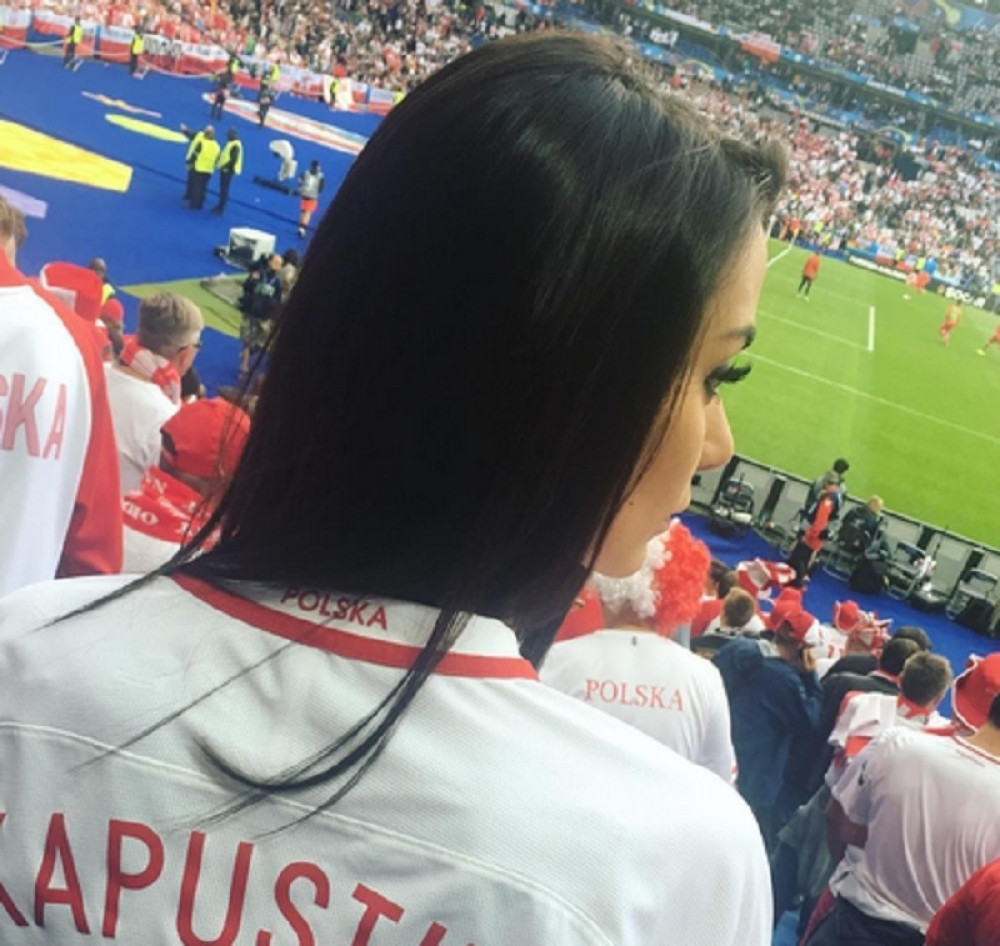 Kakvu cicu šeta fudbaler Lestera (FOTO)