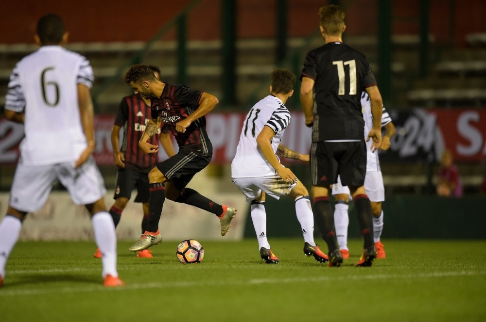 Juventus i Milan igraju u Dohi za trofej Superkupa Italije