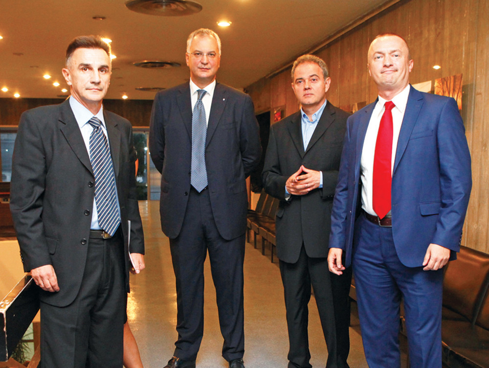 Šutanovac: Pajtić je pljuvator!