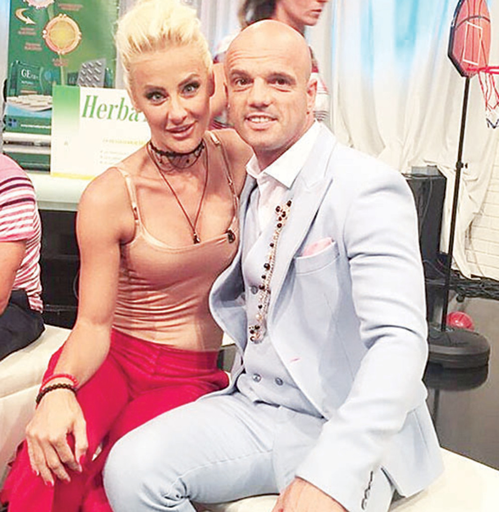 Pevaću Milici na uvce